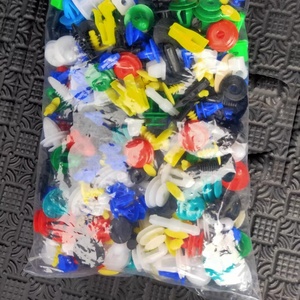 500 pièces voiture mixte emballage boucle intérieur porte panneau coffre étanchéité bande Clips pousser retenue broche Auto <span class=keywords><strong>pare</strong></span>-chocs attaches - Product Image 3