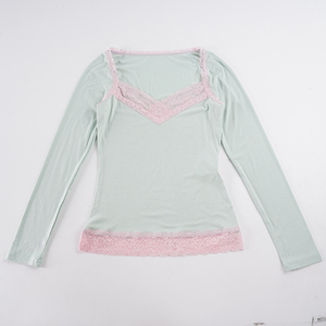 เสื้อครอปแขนยาวทรงเข้ารูปเซ็กซี่ แต่งขอบลูกไม้ สีพื้น สำหรับผู้หญิง สไตล์ Y2K เหมาะสำหรับใส่เป็นเสื้อซับในหรือเสื้อตัวในทั่วไป - Product Image 3