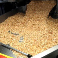 Hojuelas de Cebolla Frita Crujiente Seca Halal Sin Aditivos, Envasadas al Vacío, Productos Listos para Tiendas de Comida Halal en Indonesia