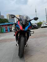 Moto sportive BMW1 S1000RR M Color Racing avec carrosserie entièrement en carbone, échappement en titane modifié, moto supersport haute performance pour l'exportation