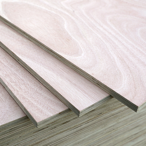 Pannello di <span class=keywords><strong>Compensato</strong></span> di Okoume Grado BB/BB 18mm Commerciale 3mm Betulla 4x8 a Prezzo Competitivo - Product Image 4