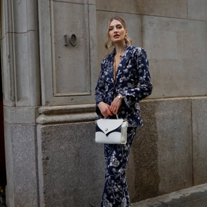 Vestido de Festa de Luxo com Manga Curta e Lurex, Tendência de Moda <span class=keywords><strong>2026</strong></span>, Comprimento Extra, para Mulheres - Product Image 6