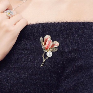 Broche fleur en cristal de diamant tendance coréenne, bouquet bleu, cadeau de mariage, fête, alliage plaqué or, vêtement de mode haut de gamme - Product Image 6