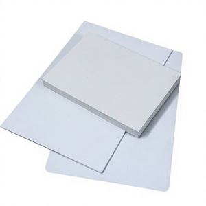 Panneau en mousse PVC Celuka blanc, épaisseur 3-30 mm, résistant au feu, pour la décoration de meubles d'intérieur et la production d'armoires - Product Image 1