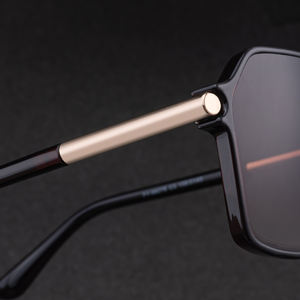 Lunettes de soleil surdimensionnées à verres uniques UV400 avec logo personnalisé Partagas Fashion Designer, fabriquées <span class=keywords><strong>en</strong></span> usine pour femmes, hommes et unisexe. - Product Image 3