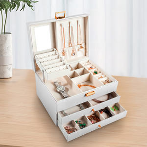 Scatola per Anelli da Donna in Materiale Composito di Lusso Leggero, Confezione Portatile da Viaggio Multistrato per Conservare Orecchini, Collane e Souvenir - Product Image 6