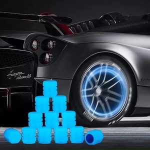 Couvre-valve de pneu de voiture fluorescent, lumineux dans le noir, ABS universel pour vélos et motos. - Product Image 1