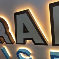 Enseigne LED personnalisée avec logo, lettres lumineuses en acrylique, enseigne commerciale, base publicitaire, décoration, conception gratuite, télécommande