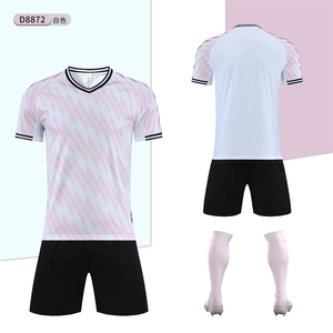 ชุดเสื้อฟุตบอลสำหรับเด็กผู้ชายเสื้อยืดแขนสั้นพิมพ์ลายพร้อมกางเกงขาสั้นชุดฝึกซ้อมฟุตบอลสโมสรเด็ก - Product Image 5