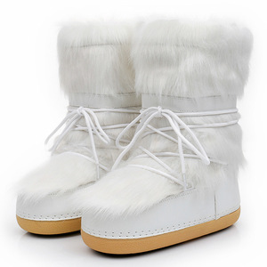 Chaussures d'hiver chaudes et moelleuses, blanches comme la lune, bottes de neige pour femmes à semelle épaisse et lacets, bottes spatiales - Product Image 4