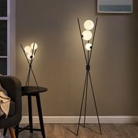 Lampu lantai gaya Nordic, lampu pelindung mata, lampu lantai mewah Amerika dengan remote control, lampu lantai sofa segitiga, lampu lantai tiga bulan, lampu lantai SIM.