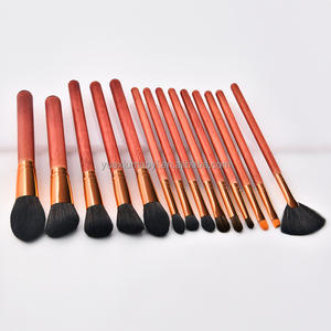 Ensemble de 14 pinceaux de maquillage professionnels pour le visage, manche en bois haut de gamme, poils synthétiques, couleur <span class=keywords><strong>acajou</strong></span>, avec étui. - Product Image 3