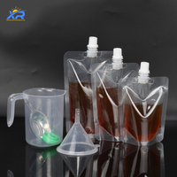 Pochettes souples transparentes personnalisées multi-tailles en plastique réutilisables avec bec verseur pour gelée, jus, liqueur, eau et autres boissons