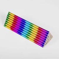 Crayons de couleur personnalisés OEM, marque personnalisée, crayons de dessin colorés, 4 couleurs, crayons en bois, cœur arc-en-ciel, crayons de couleur