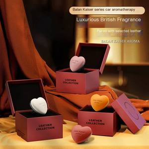 Difusor de aroma de aromaterapia para coche de cuero de lujo con logotipo personalizado, ambientador de aire sólido, de Perfume Clip, colocación de ventilación, purificador de aire para coche - Product Image 4