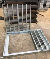 Grille en acier inoxydable galvanisé robuste de Singapour avec ouverture à charnière pour couvercle de caniveau d'évacuation extérieur