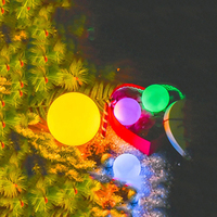 Boules lumineuses de Noël en plastique imperméables en gros, décorations de Noël, boules lumineuses LED