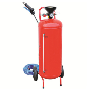 Machine à mousse pour lavage auto 24L 50L rouge, compresseur d'air manuel avec tuyau et pistolet pour le nettoyage des véhicules - Product Image 3