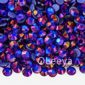 OLeeya Vente en gros de strass thermocollants allemands en verre SS6-SS30, colorés, personnalisables, pour décorations de bikinis - Product Image 4