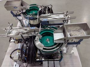 Çift Çıkışlı Otomatik Tabak Besleyici 100 adet/dakika Kapasiteli - Product Image 4