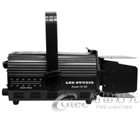 Projecteur LED Fresnel Zoom 200W CW+WW Blanc Froid/Chaud COB pour Scène, Théâtre et Studio