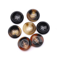Kancing Plastik Resin Bulat 4 Lubang Model Fancy Grosir Pabrik MOQ Kecil Laris Manis Kancing Tanduk Kelapa Alami untuk Pakaian Mantel