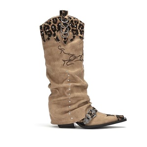 Bottines de cow-boy personnalisées à imprimé léopard pour femmes, bottines occidentales à la cheville, design mexicain, vente en gros - Product Image 4