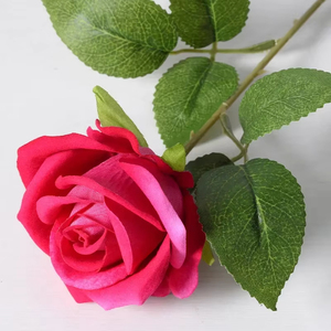 Rosa Artificiale in Flanella con Effetto Perla e Foglie Verdi, Fiori Decorativi per Ufficio, Fiori in Seta per Matrimoni - Product Image 5