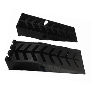 Rampes de réparation automobile premium en plastique pour le changement d'huile et l'entretien des véhicules, capacité de charge 7,2T, rampe de service automobile, vente en gros - Product Image 5