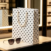 Sacs cadeaux de luxe en papier kraft personnalisés avec logo, emballage d'achat en gros de qualité supérieure en brun