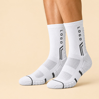 Chaussettes de sport en tissu éponge avec logo personnalisé, chaussettes de course et de basketball respirantes, chaussettes athlétiques mi-mollet pour l'entraînement quotidien
