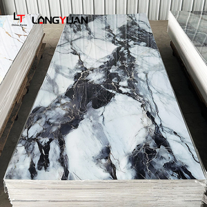 แผ่นพีวีซีหินอ่อนเคลือบยูวีมันวาวสูงขนาด1.22*2.44/2.90ม. แผ่นพีวีซีหินอ่อนมีความยืดหยุ่นสำหรับตกแต่ง - Product Image 1