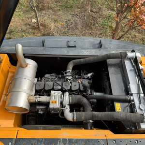 Excavadora Hyundai 225lc-9s Usada de Alta Calidad, Modelo 2022, 22 Toneladas, Motor Cummins, Caja de Cambios, Bomba de Engranajes, Rodamientos, PLC, Gran Oferta - Product Image 4