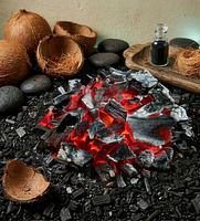 Charbon de coco supérieur offrant une énergie thermique élevée, des impuretés réduites et une combustion stable pour les marchés industriels et d'exportation.