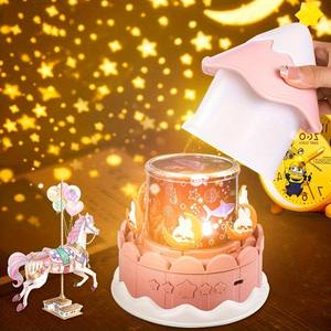 Lámpara de Noche Pequeña con Proyección de Cielo Estrellado, Carrusel con Caballos, Control Remoto, Audio Bluetooth, Regalos Creativos y Lindos para Cumpleaños, Lámparas de Noche - Product Image 1