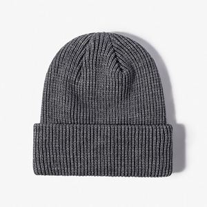 Gorro de Invierno Cálido de Color Sólido al por Mayor 2023, Etiqueta Tejida con Logotipo Personalizado, Gorro de Punto Grueso para Hombre y Mujer - Product Image 3