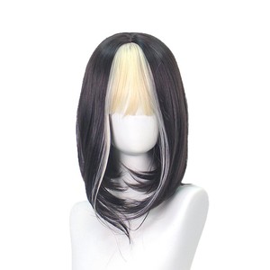 Peluca Corta Lisa con Degradado de Color, Negra y Blanca con Flequillo, para Cualquier Forma de Rostro, de la Fábrica de Pelucas Innovadoras Craft - Product Image 5