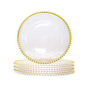Assiette de présentation ronde en plastique transparent de 13 pouces avec bord doré et perles dorées pour décoration de mariage et dîner de fête - Product Image 1