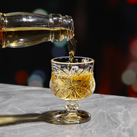 Gelas Whiskey Kecil Berukir Retro Kreatif dengan Kaki Tinggi, Gelas Mini untuk Penggunaan di Rumah, Gelas 50ml