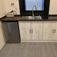 Maison familiale compacte préfabriquée en conteneur avec cuisine et salle de bain complètes, prête à l'emploi