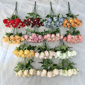 Bouquet di 11 Rose Artificiali, <span class=keywords><strong>Fiori</strong></span> di Seta <span class=keywords><strong>per</strong></span> <span class=keywords><strong>Sposa</strong></span>, Decorazioni <span class=keywords><strong>per</strong></span> Matrimoni e Hotel - Product Image 1