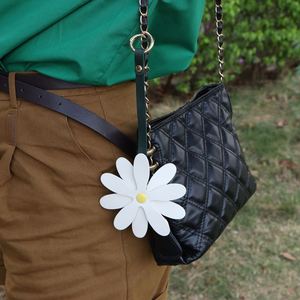 RTS PU Leather Sunflower Keychain Bag Pendant <b>Cute</b> Daisy Flower Charm <b>Keyring</b> Backpack Decoration Fashion Bag Charm Keychain - Product Image 2