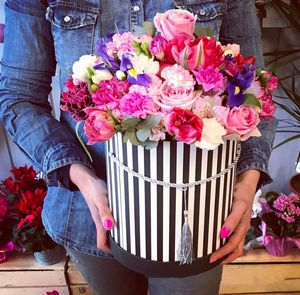 Cappello rotondo di alta qualità scatola di fiori scatole da regalo fiorista scatola cilindrica portatile nappa che abbraccia fiore tre pezzi kit secchio - Product Image 4