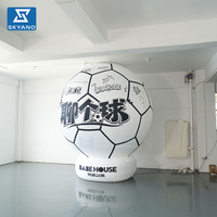 Modèle publicitaire gonflable personnalisé de ballon de football avec logo imprimable pour compétitions en plein air, centres commerciaux et événements commerciaux