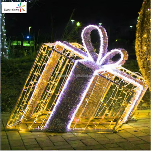 Figuras de luces LED para farolas de Año Nuevo, luces con motivos de caja de regalo para decoraciones navideñas - Product Image 1