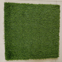 Gazon artificiel pour salle de sport avec base en caoutchouc, revêtement de sol sportif écologique en gros, tapis en caoutchouc, amortissement absorbant les chocs