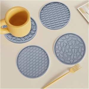 Juego de 6 Posavasos de Silicona Antideslizantes, Resistentes al Calor, Antiadherentes, con Bandeja Profunda, Libres de BPA, para Bebidas - Product Image 2