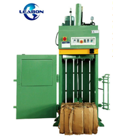 Presse à balles hydraulique verticale à double cylindre compacte avec moteur et roulement pour le compactage de déchets plastiques, fibres, vêtements et canettes