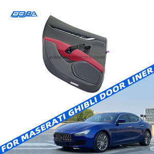 Pièces de garniture intérieure pour Maserati Ghibli, panneau de revêtement de porte en plastique noir PP, garniture de porte en cuir, OE 670018998 - Product Image 1