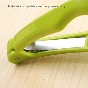 Tomato Cutter Slicer <b>Chopper</b> with Clip Function Manual Food Grade ABS & Stainless Steel Blade Durable Easy Clean Kitchen Use - Product Image 5